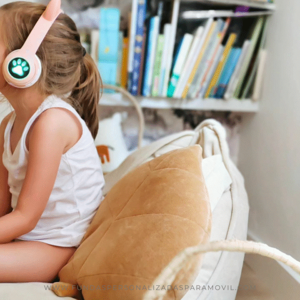Auriculares para niños Cascos Bluetooth Inalámbricos con Orejas de Gato con LED Luminoso, con Microfono, BTS/FM/TF(32GB)/Audio NC3228  Rosa - Imagen 3