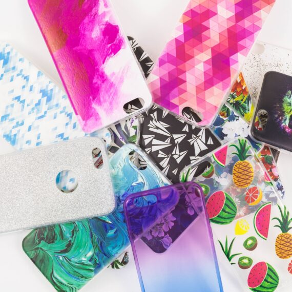 accesorios para moviles en valencia - fundas coloridas