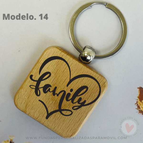 Llavero personalizado de Madera Grabado en láser - Imagen 21