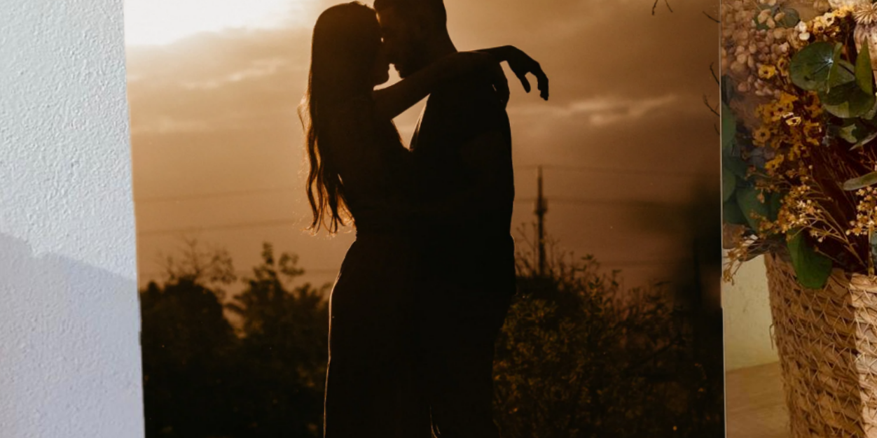 Regalos personalizados en Valencia para sorprender en cualquier ocasión - lienzo